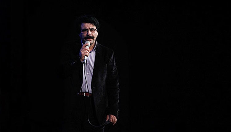انتقاد افتخاری از تبلیغاتی با عکس وی