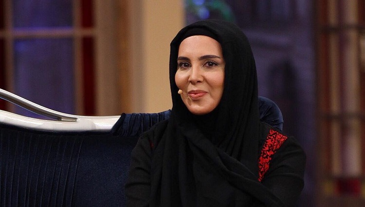 بازیگر مطرح زن پرحاشیه و پسرخوانده اش در بیمارستان+عکس